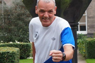 Dundee lecturer completes 1000th consecutive daily run